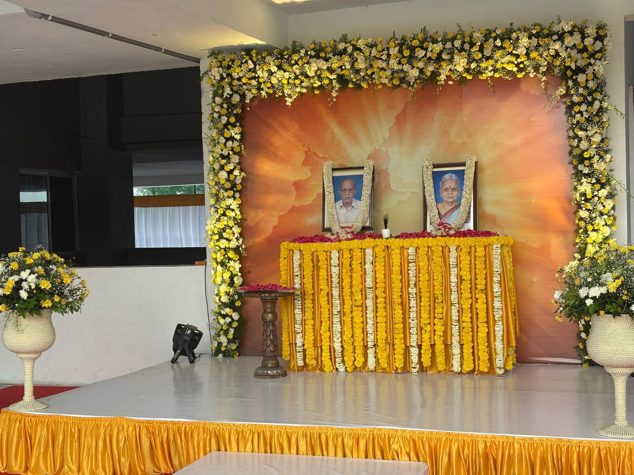 A Gathering in Memory of Mother on the Thirteenth Day!