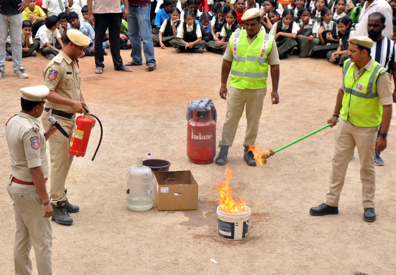 Live practicals show of fire extinguisher is a good demonstration ..hatsoff to you AMAR...