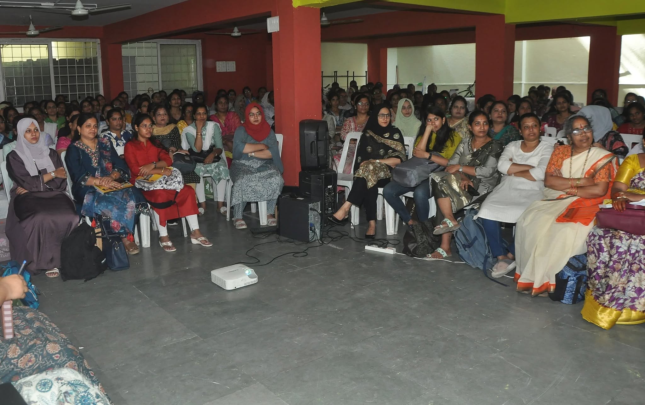 Cinema .. My class for an hour on the other side.. With this year .. Teachers training has started.