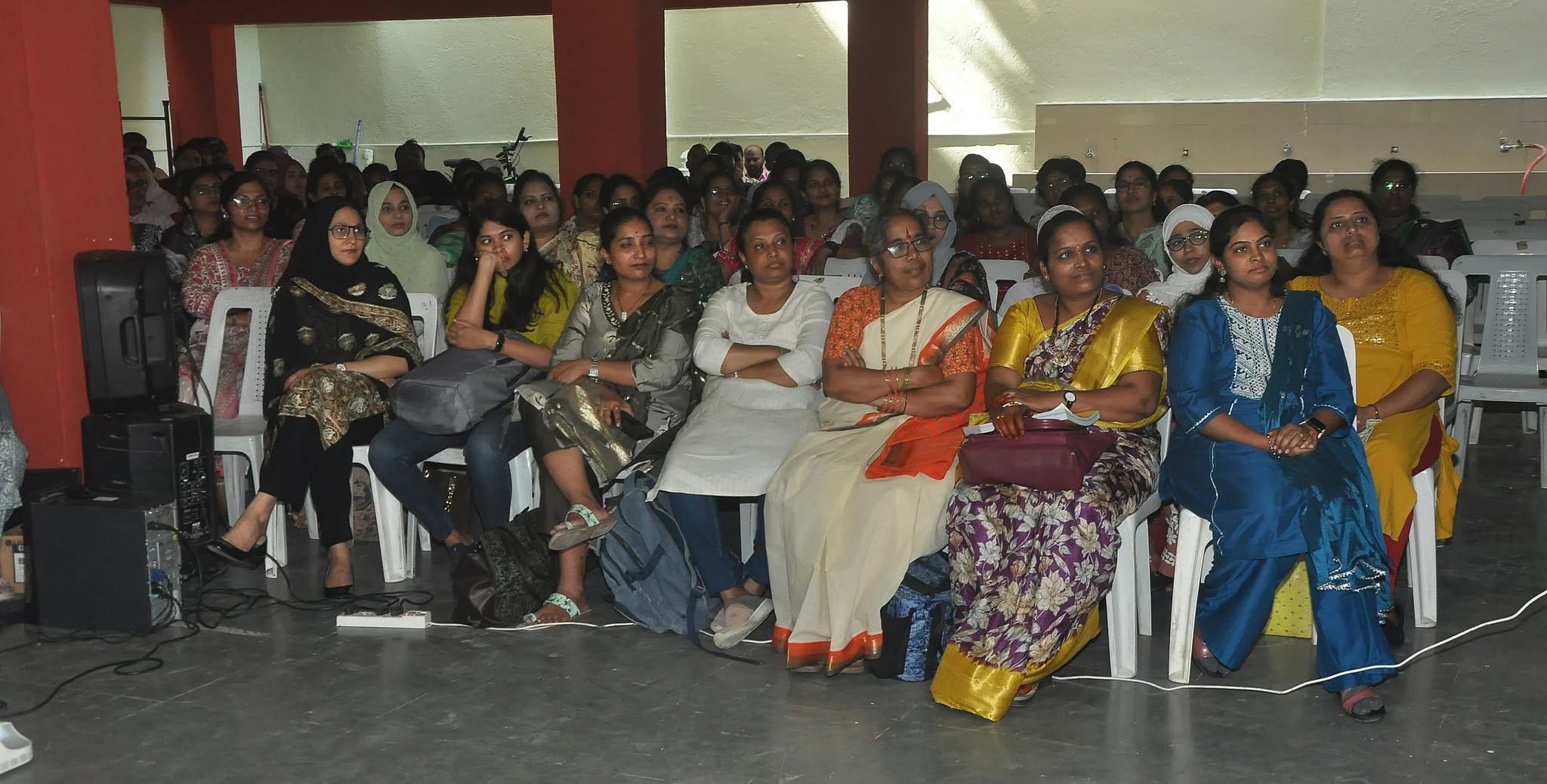 Cinema .. My class for an hour on the other side.. With this year .. Teachers training has started.
