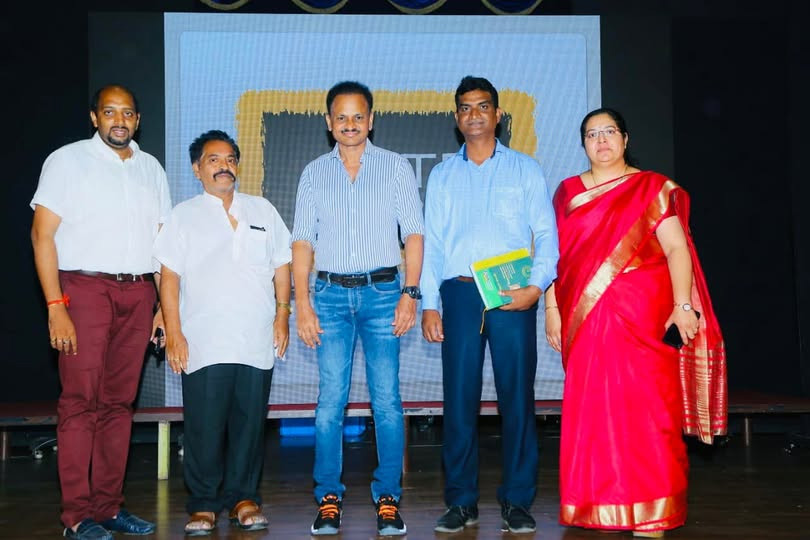 executives of Vani Niketan Kareemnagar 