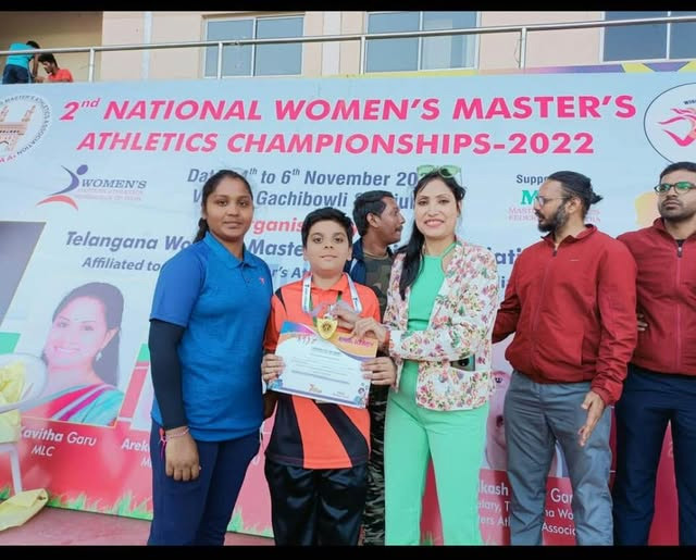 gold medal in chess tournament