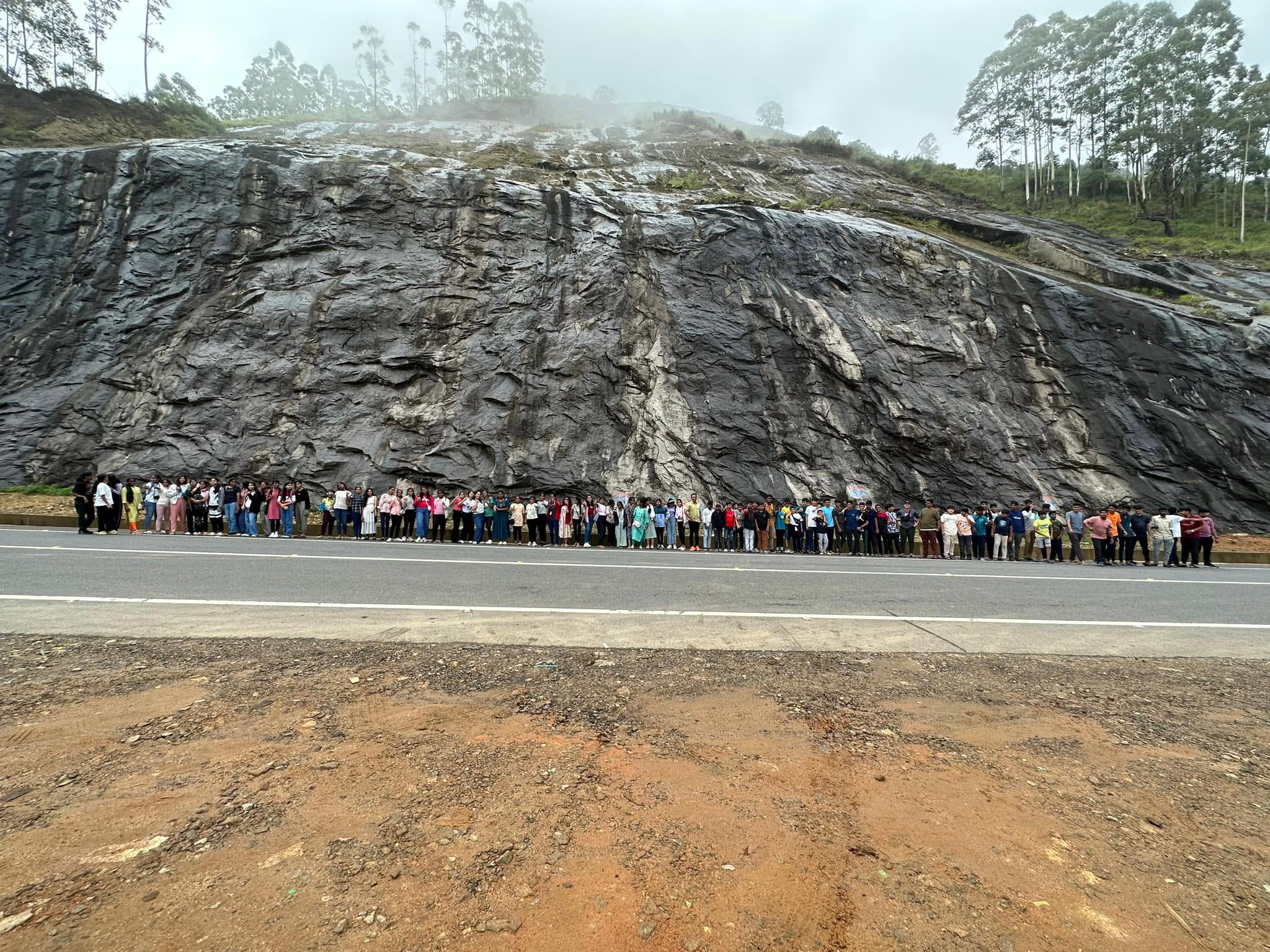 Group photo at Lockhart gap - Munnar