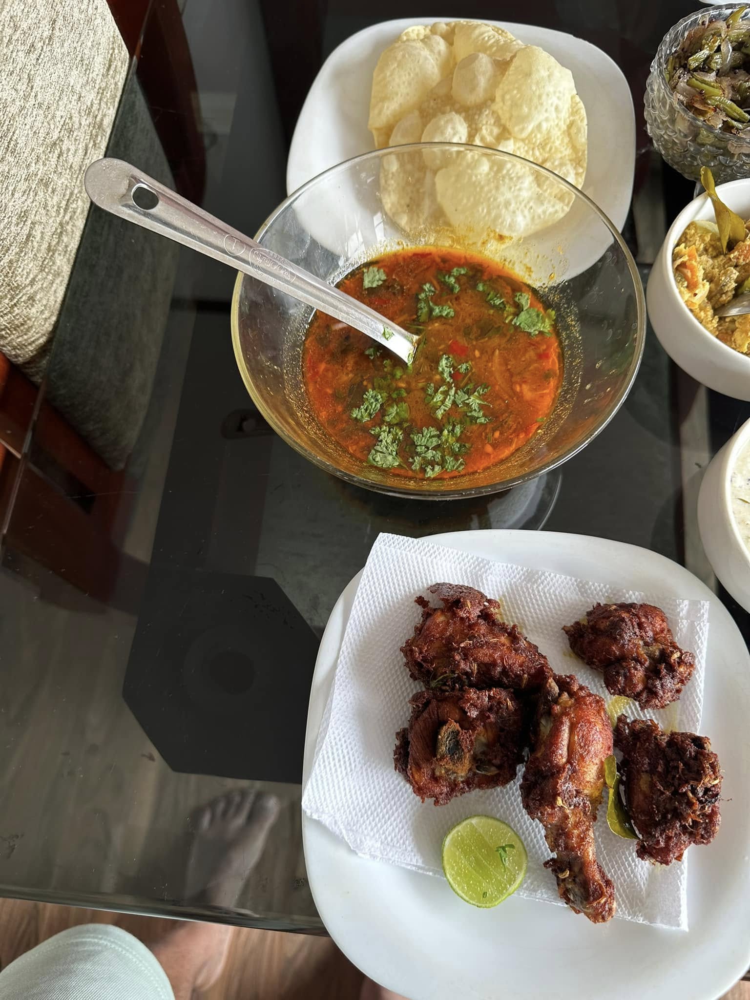 Do you have tiffin? Do you drink juices?
